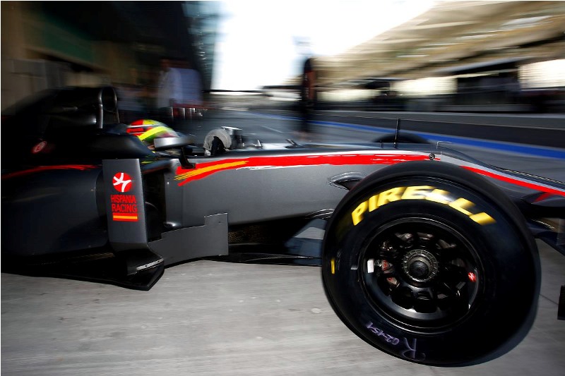 2010abudhabi_pirelli_test_38.jpg